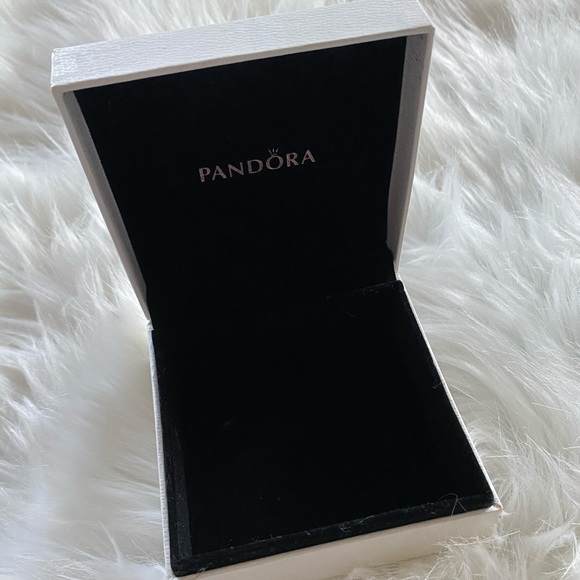 Pandora Boxes - Picture 5 of 5